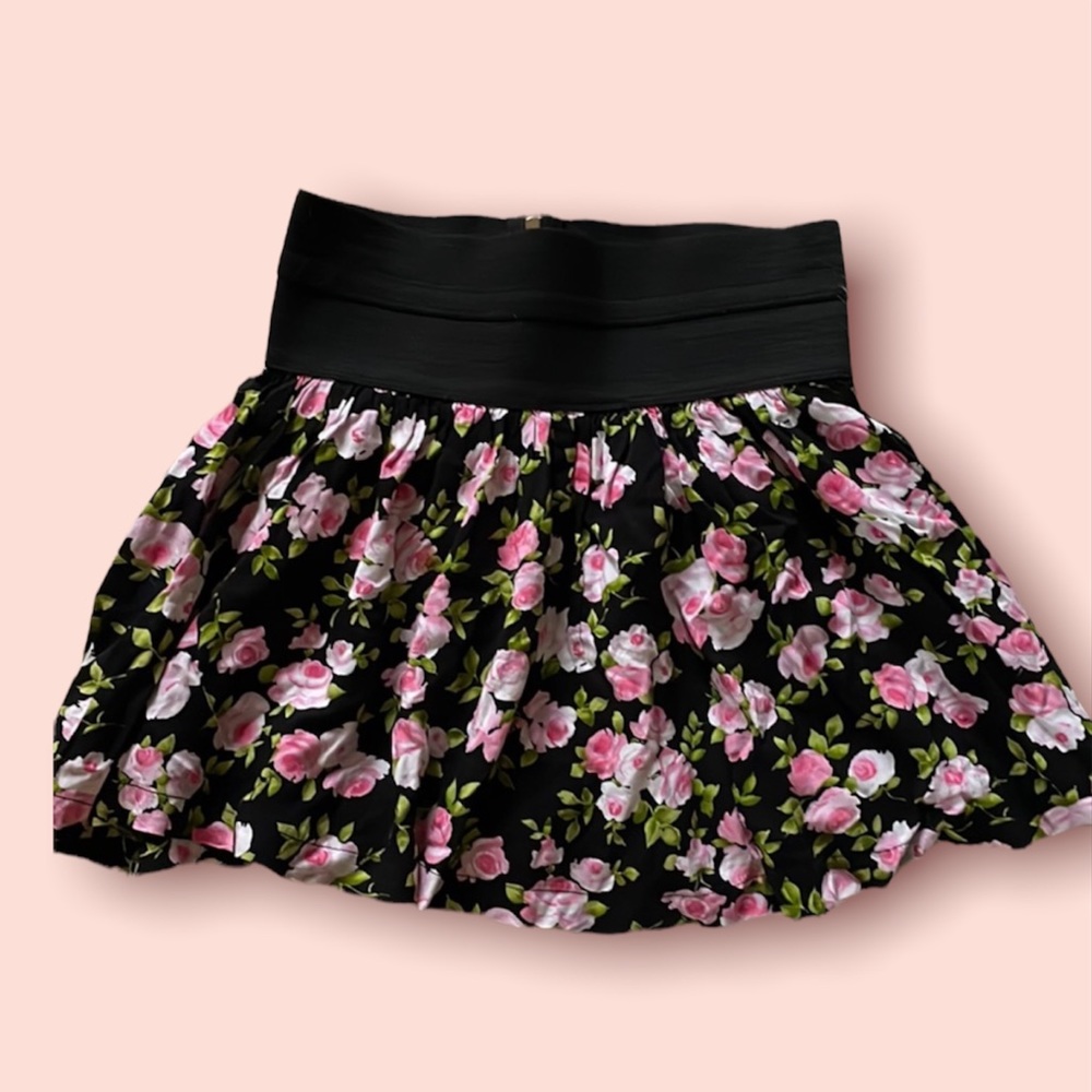Cute Floral Black Mini Skirt with Elastic Waistband